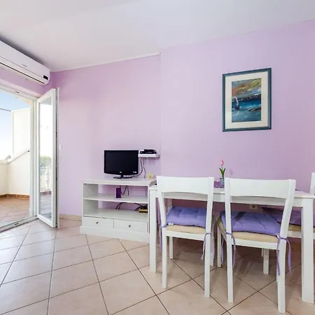 Mate Apartment